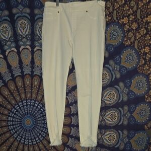 Chicos Pull On Cream Ankle Denim Sz 10